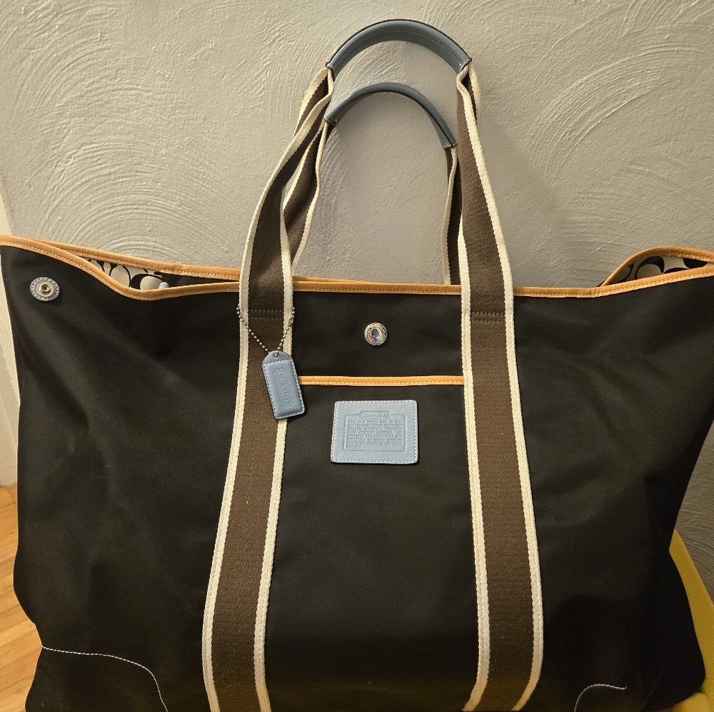 ​Coach Vintage Hamptons Weekend XL Nylon Travel Tote - Black/Blue